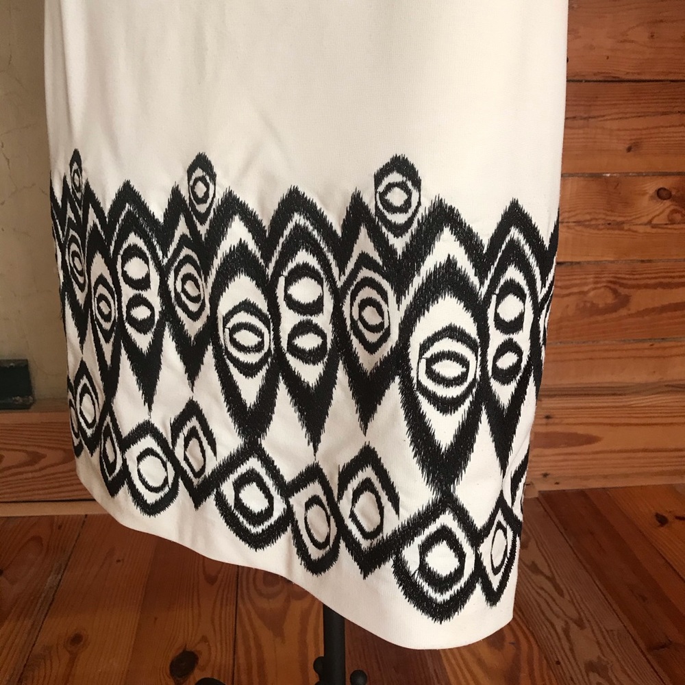Donna Morgan Black-and-White Dress, EUC, 10 - Picture 4 of 16